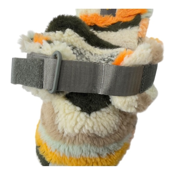 UGG Women's  All Gender Fluff It Cali Collage Olive Slippers Size 10 - Picture 7 of 9